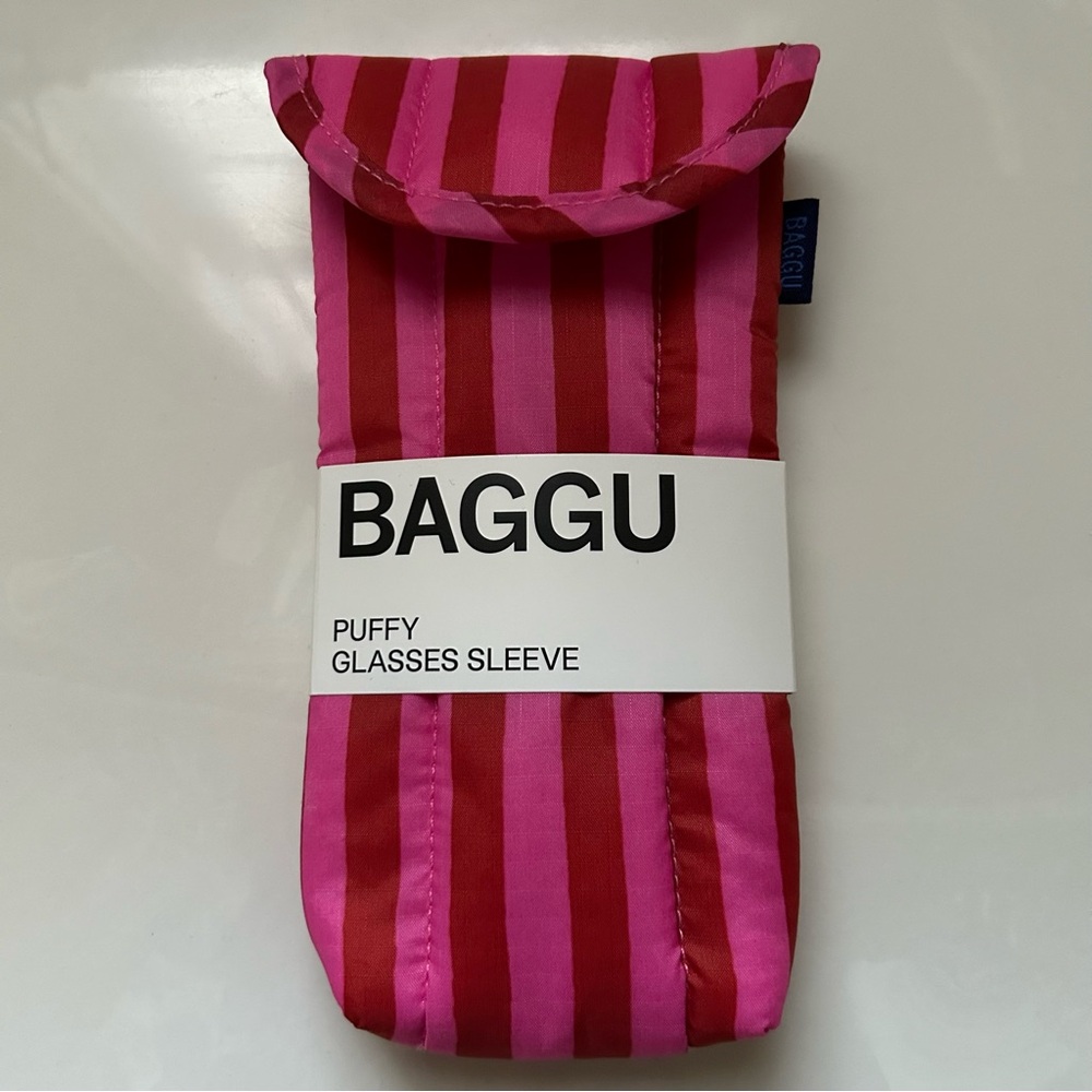 NEW BAGGU Pink and Red Painted Stripe Puffy Glasses Sleeve